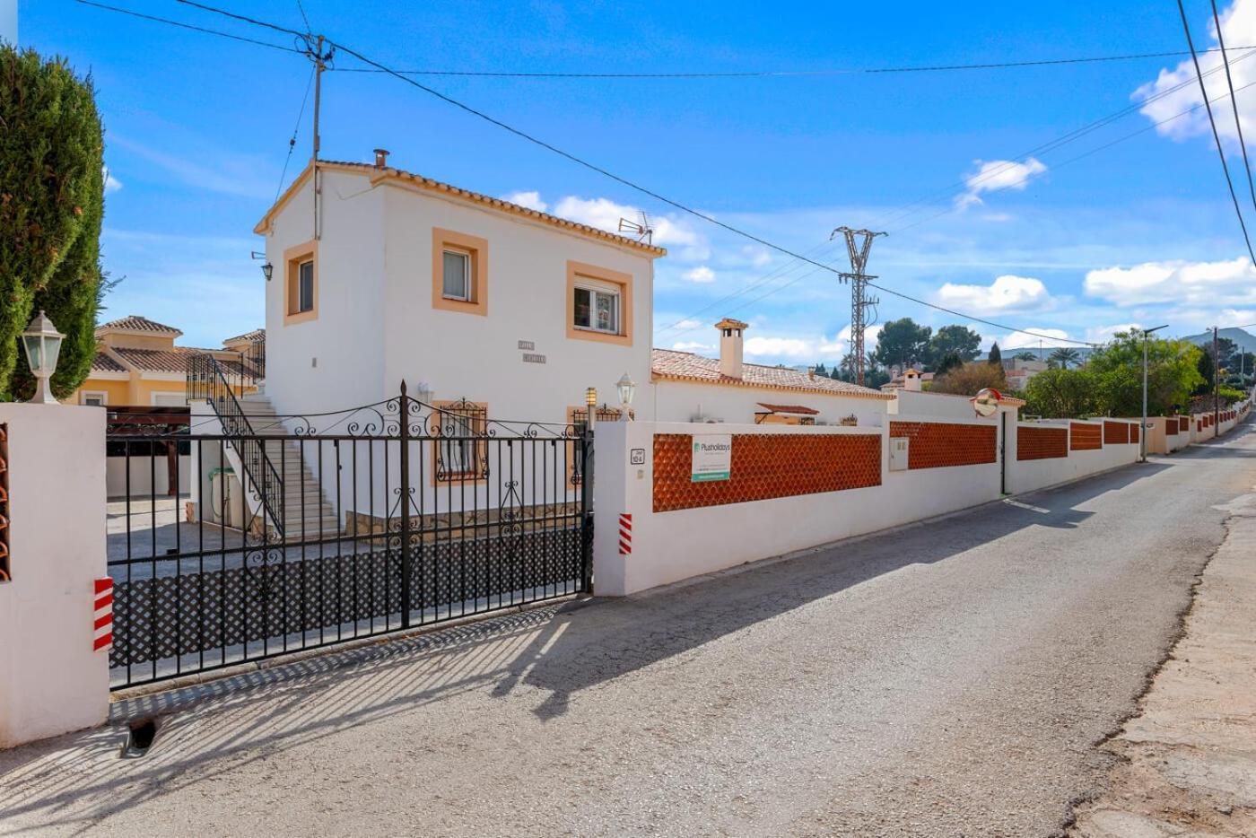 Villa Mercedes - Plusholidays Calp Exterior foto